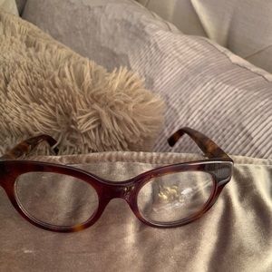 GUCCI DESIGNER GLASSES